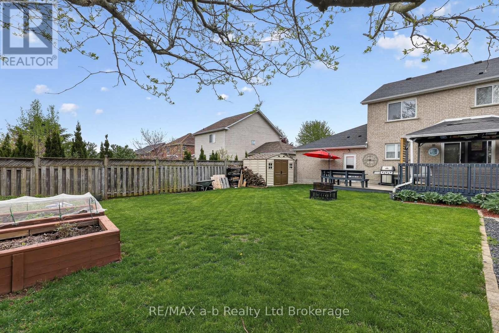 20 OWEN STREET - 44