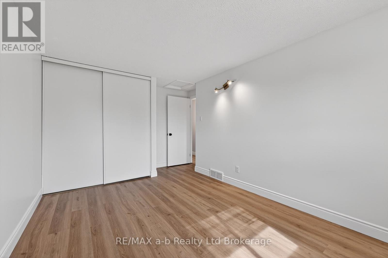 267 BECKETT ROAD - 16