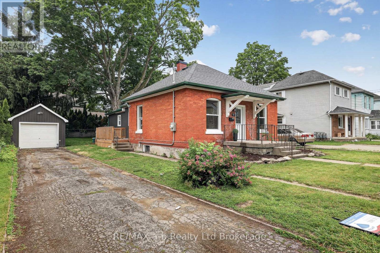 91 WINNIETT STREET - 34