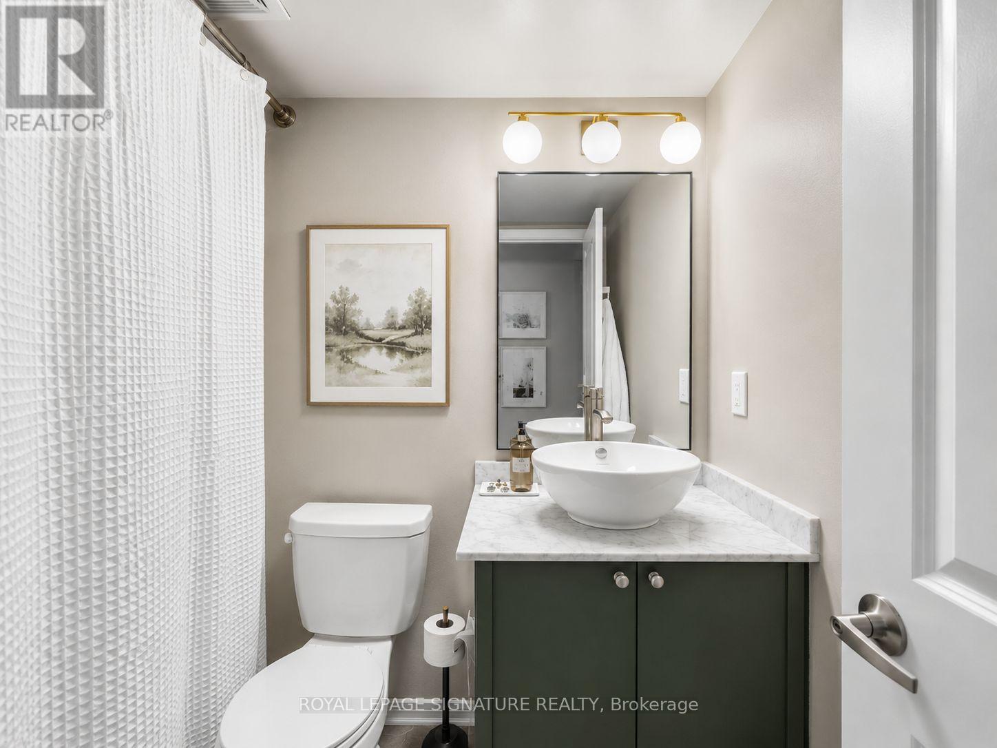#232 10 FOUNDRY AVENUE - 17