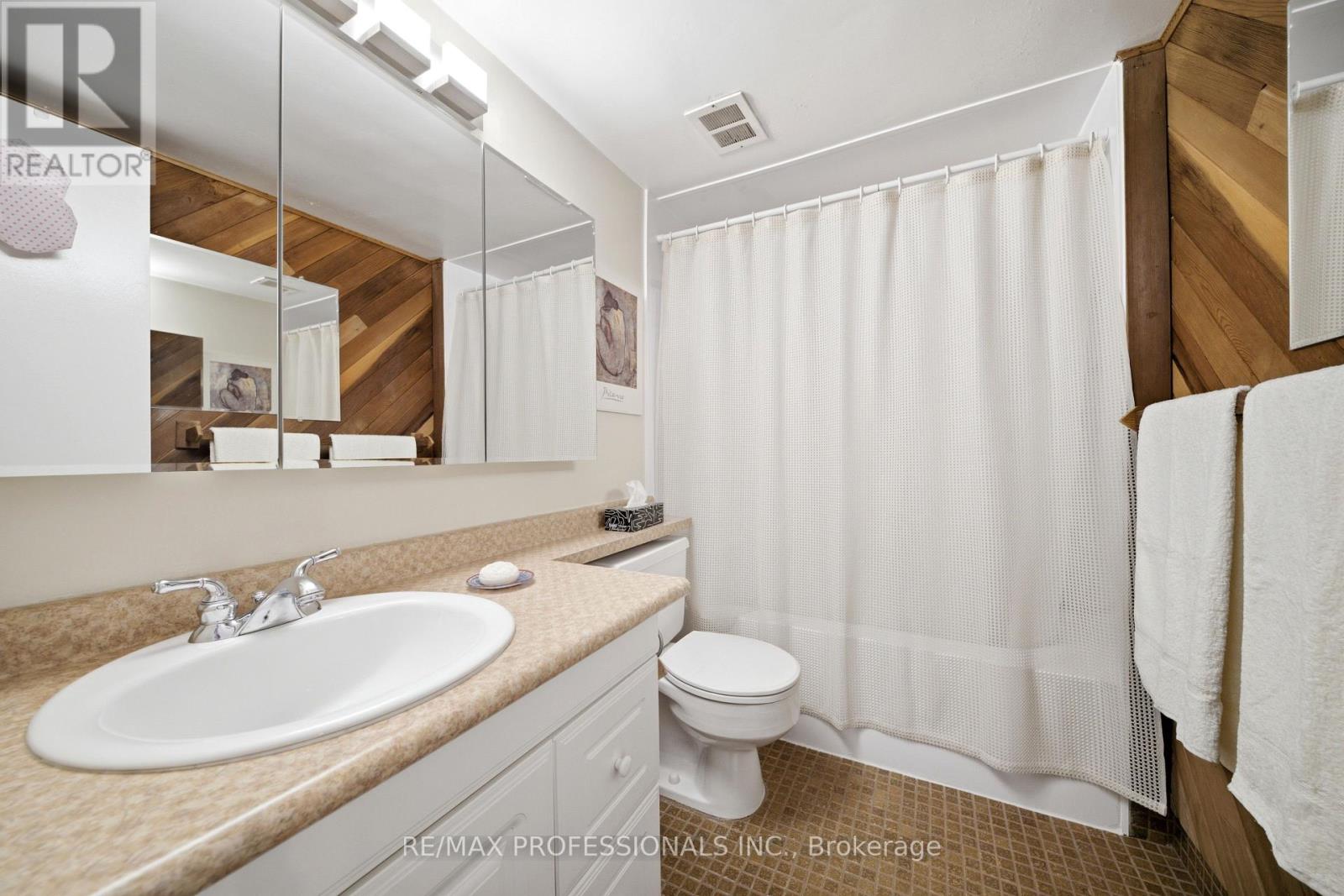 #1208 11 WINCOTT DRIVE - 26