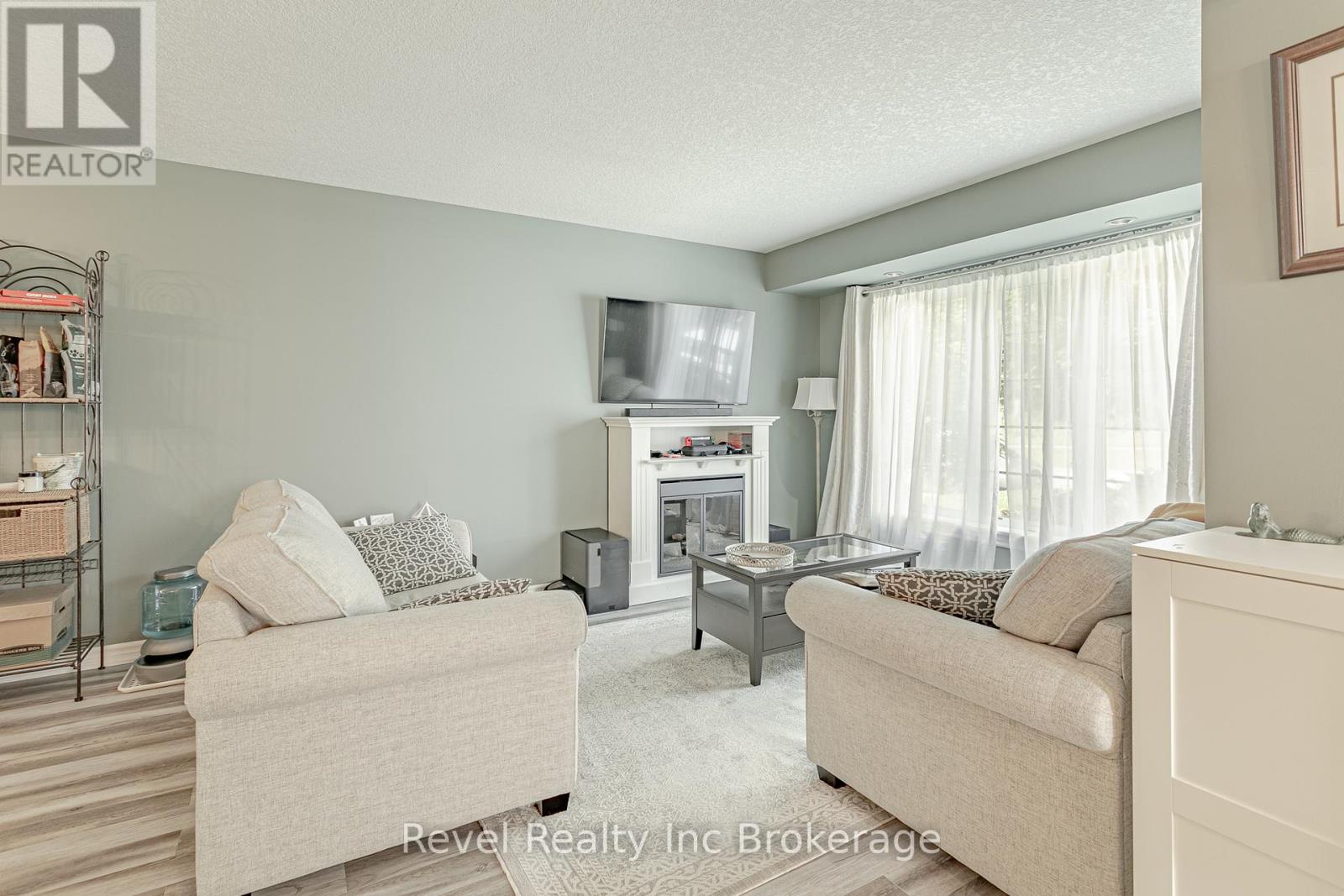 234 THAMES STREET N - 11