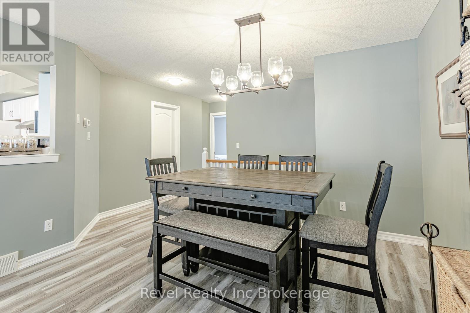 234 THAMES STREET N - 14