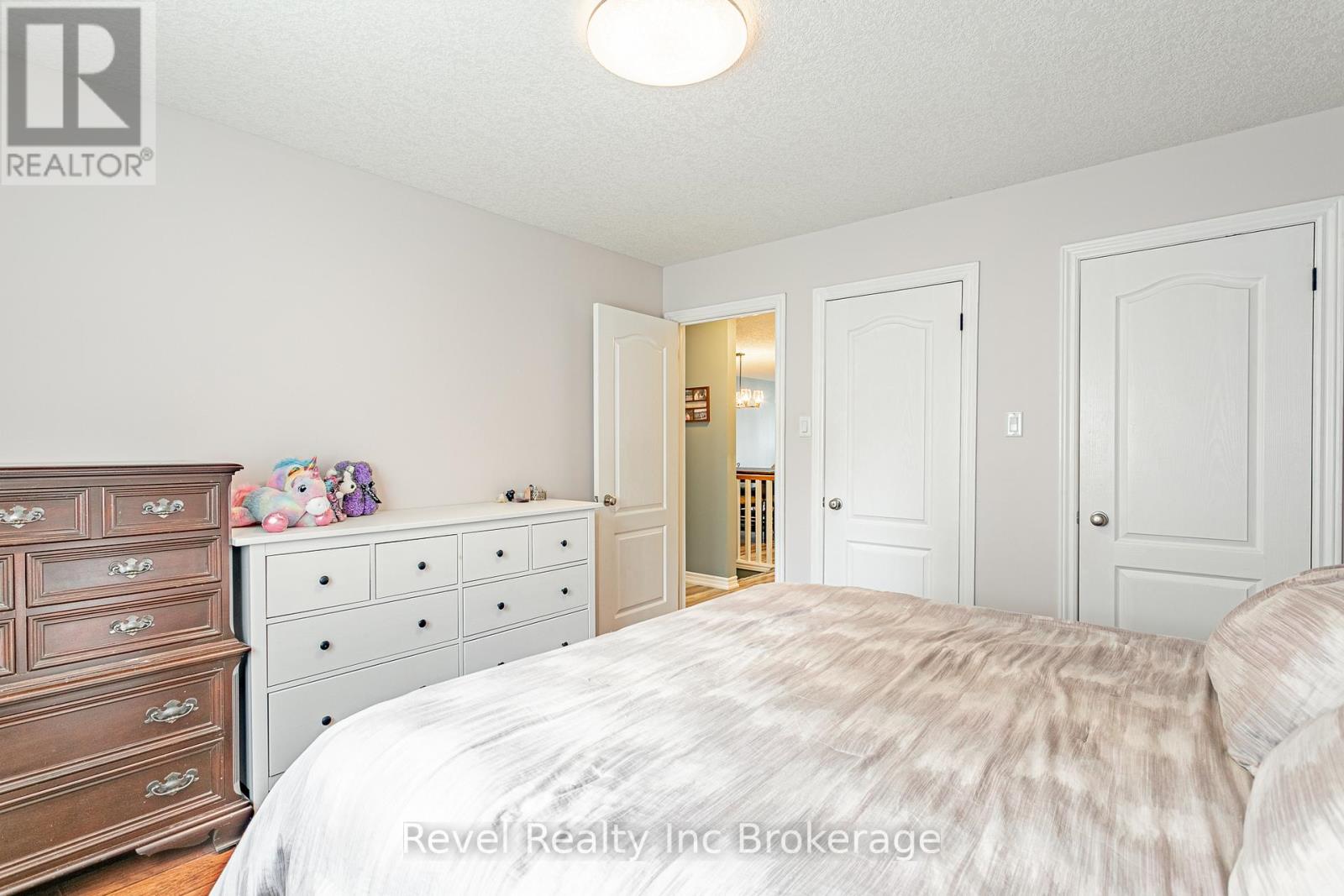 234 THAMES STREET N - 18