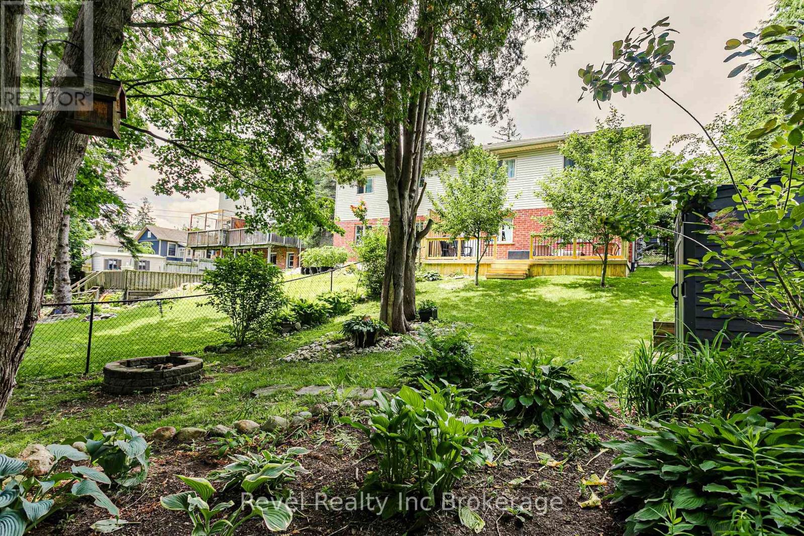 234 THAMES STREET N - 32