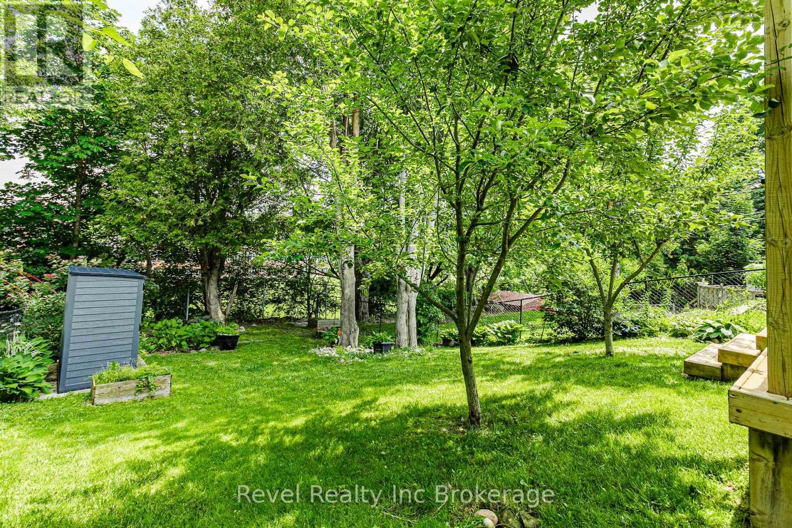 234 THAMES STREET N - 33