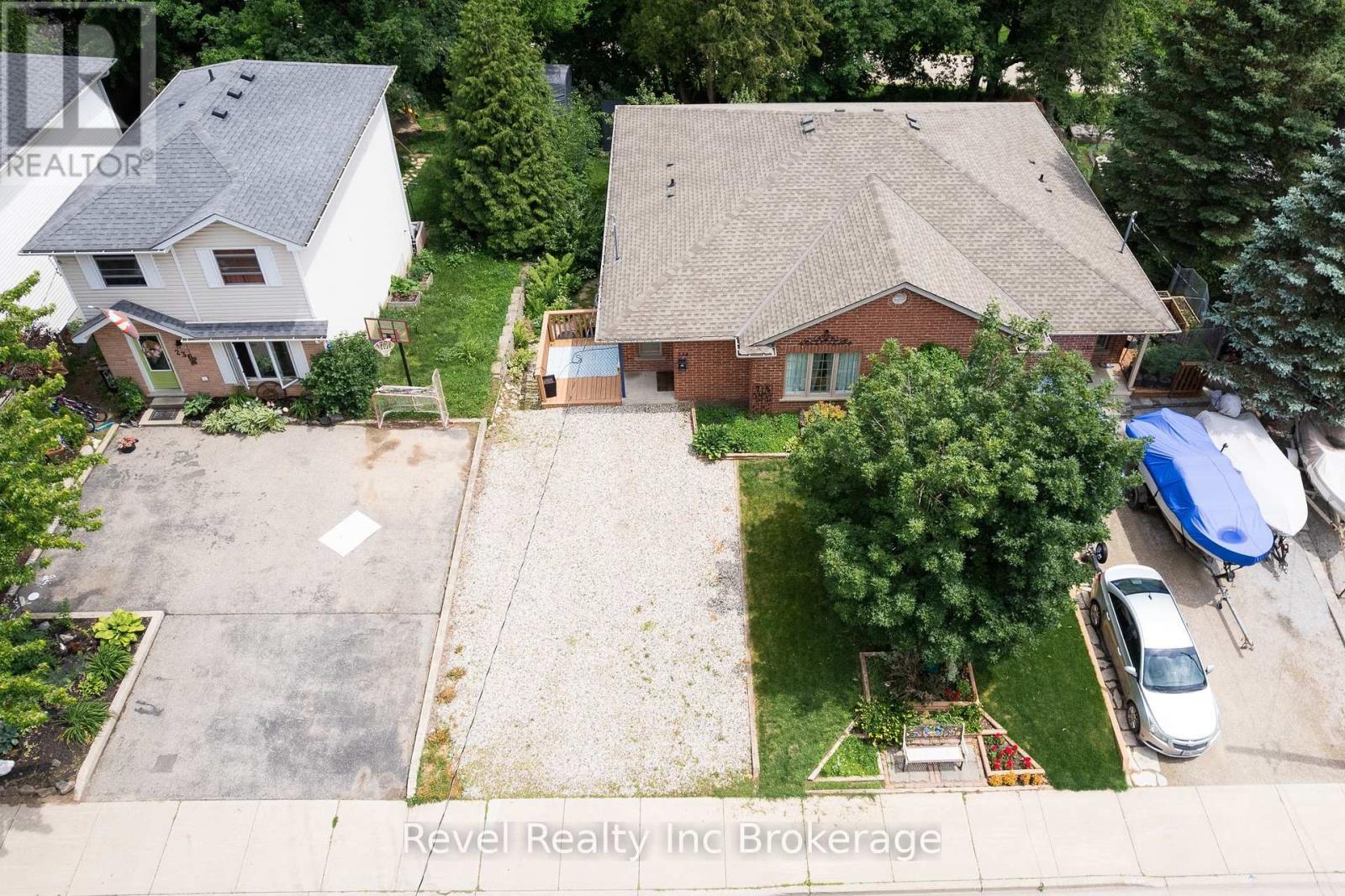 234 THAMES STREET N - 36