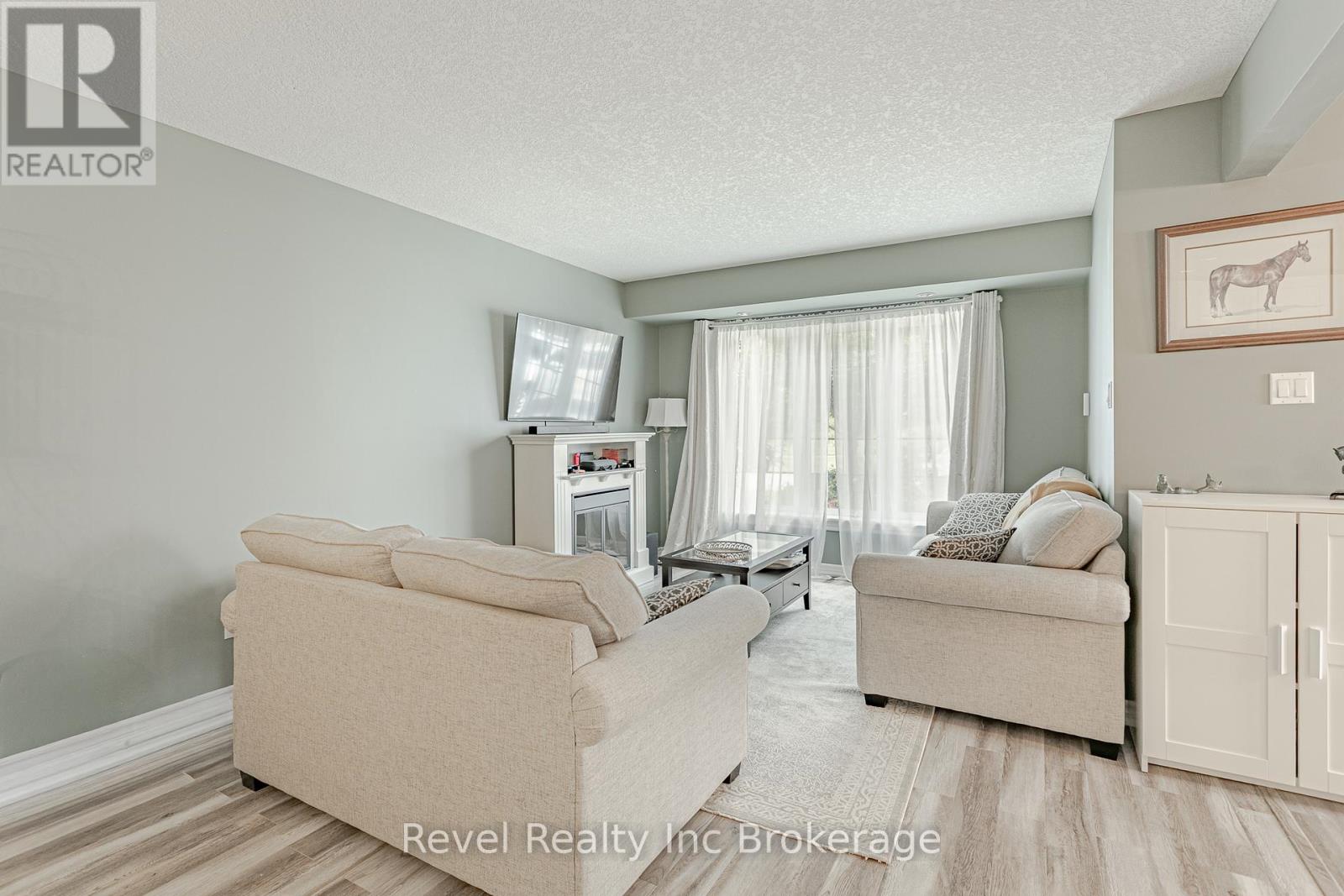 234 THAMES STREET N - 9