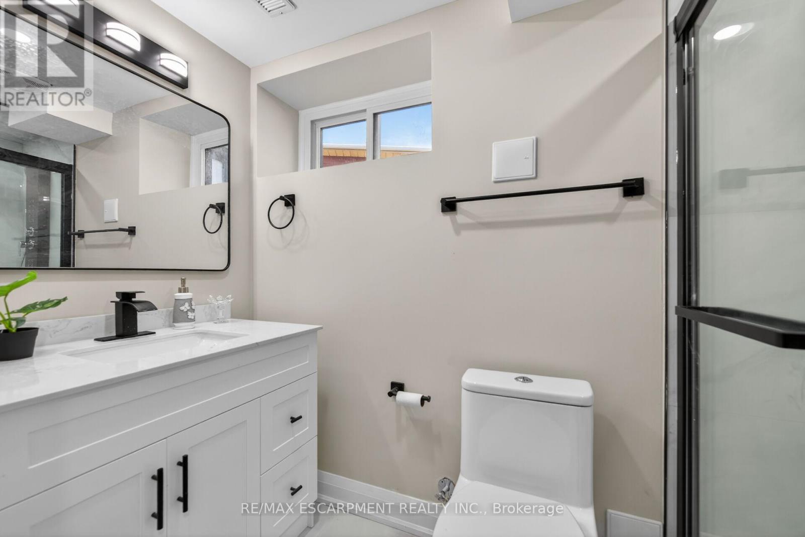 83 RIVERDALE DRIVE - 45
