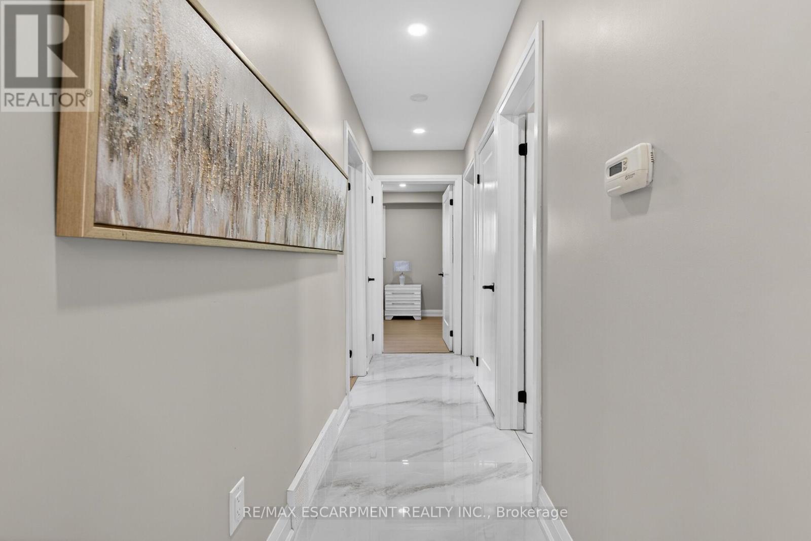 83 RIVERDALE DRIVE - 21
