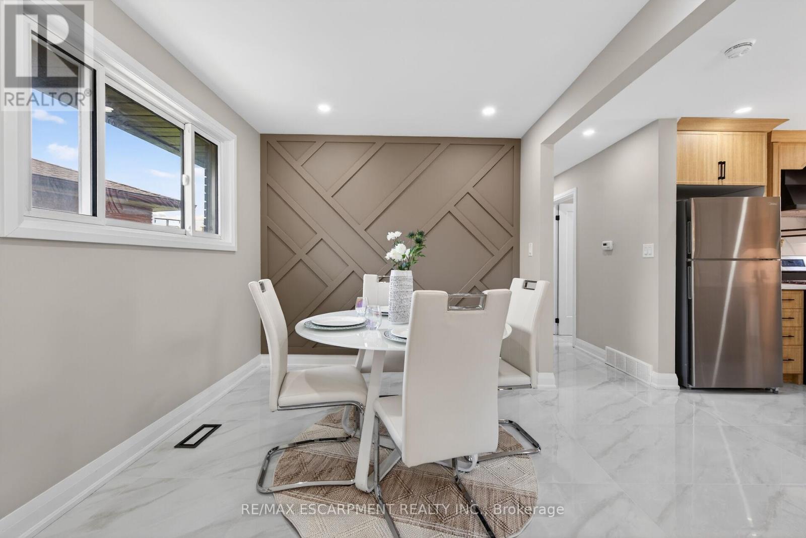 83 RIVERDALE DRIVE - 12