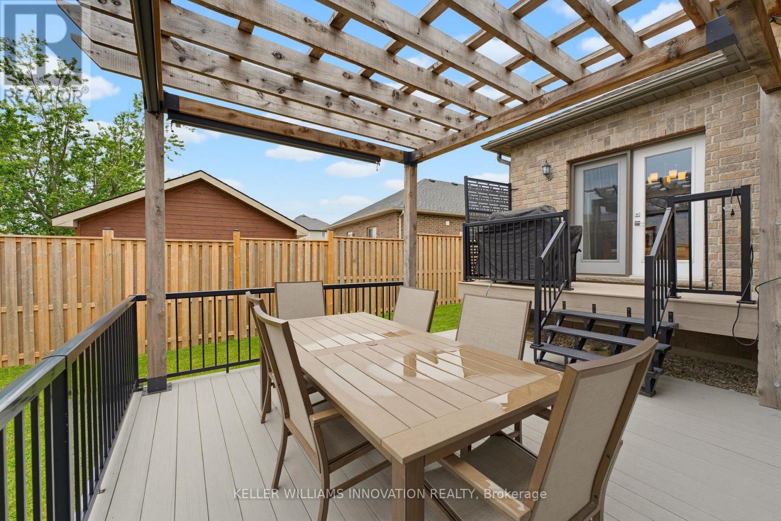 680 ROGERS ROAD - 33
