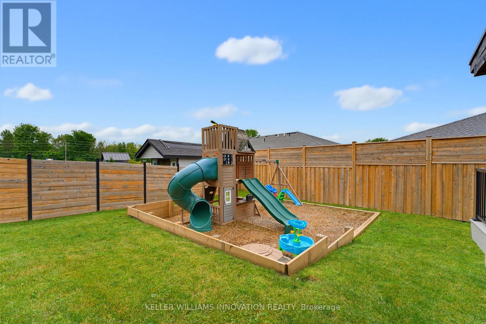 680 ROGERS ROAD - 35