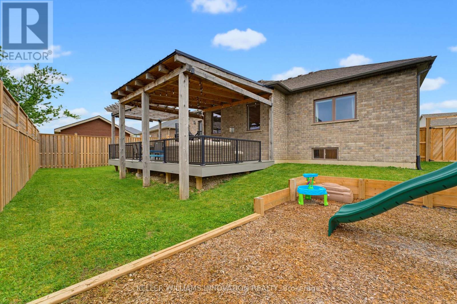 680 ROGERS ROAD - 37