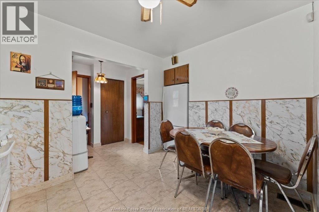 1663 ELSMERE - 13