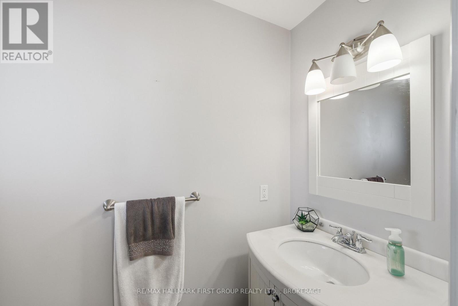 940 SWANFIELD STREET - 12