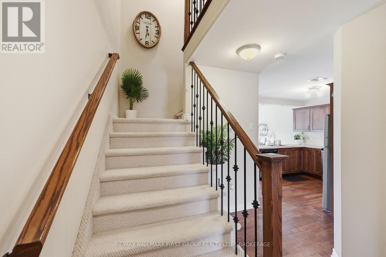 940 SWANFIELD STREET - 7