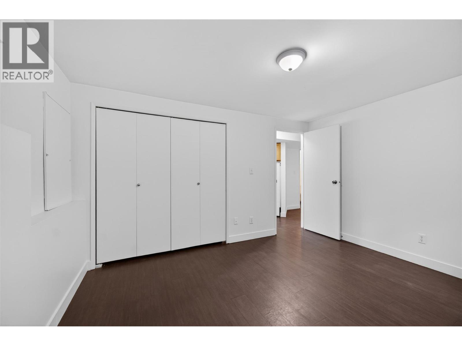 2731 Okanagan Avenue NE - 48