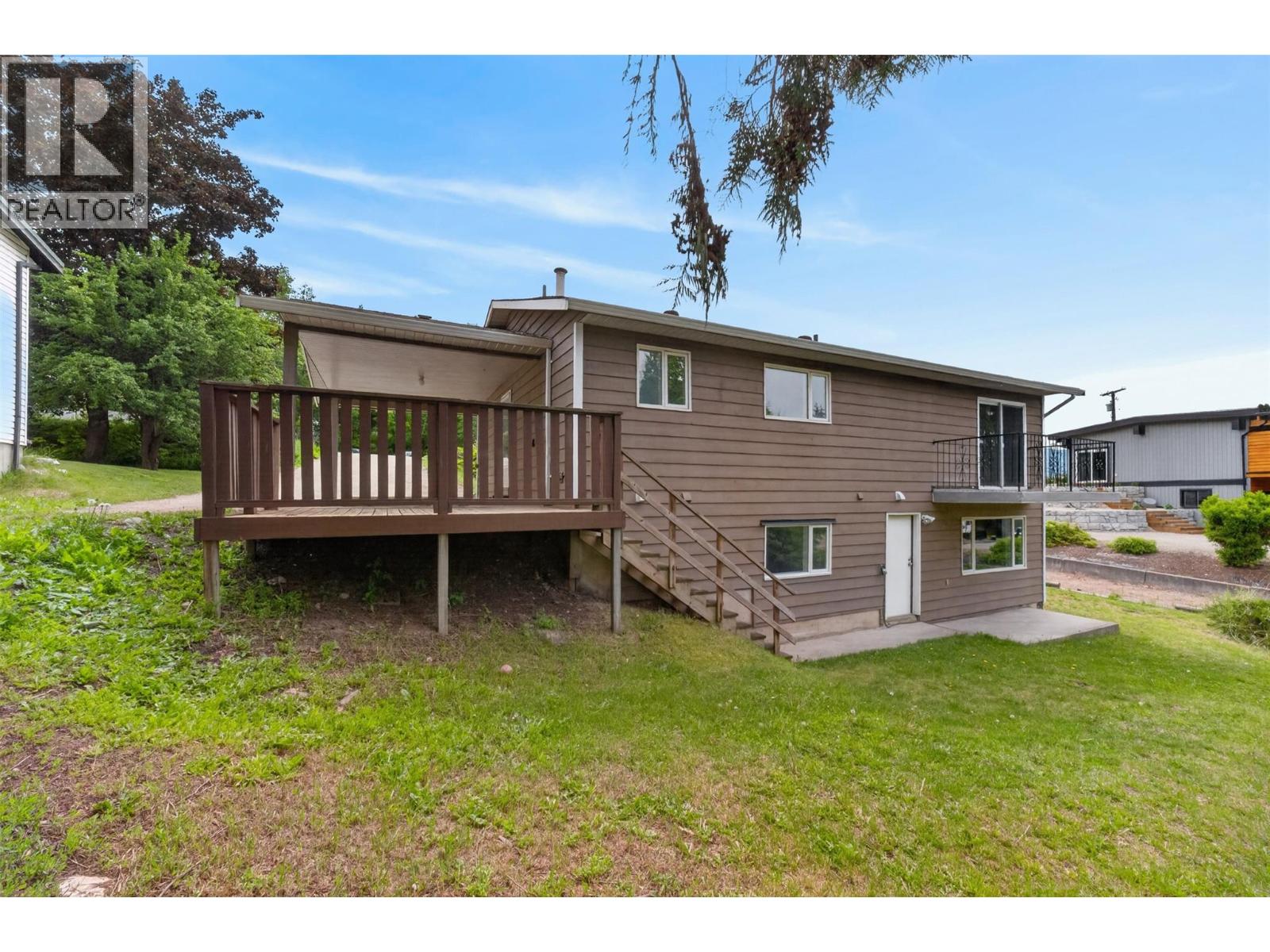 2731 Okanagan Avenue NE - 65