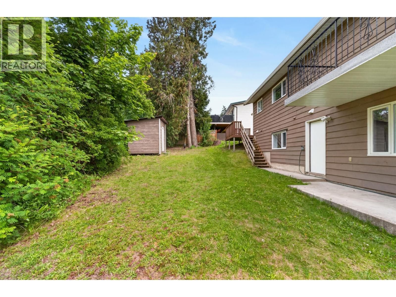 2731 Okanagan Avenue NE - 69