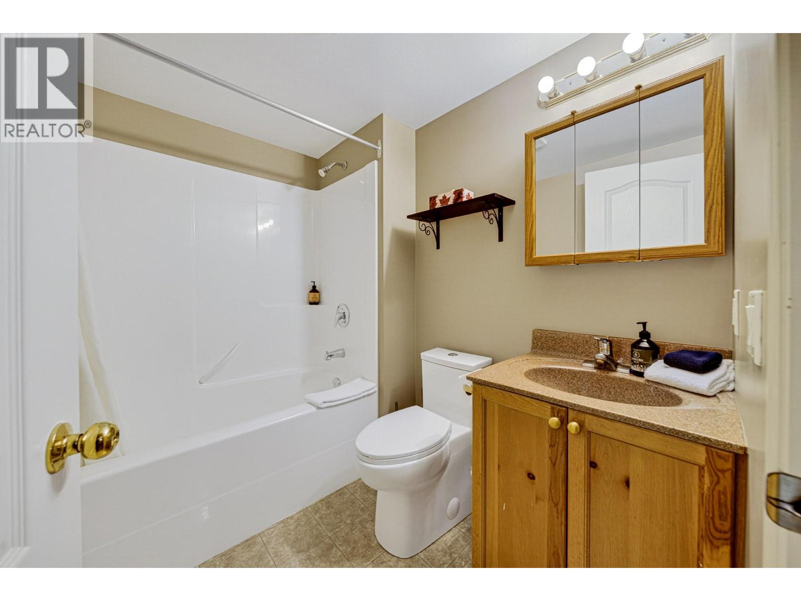 #1326 1300 RIVERSIDE Way - 26