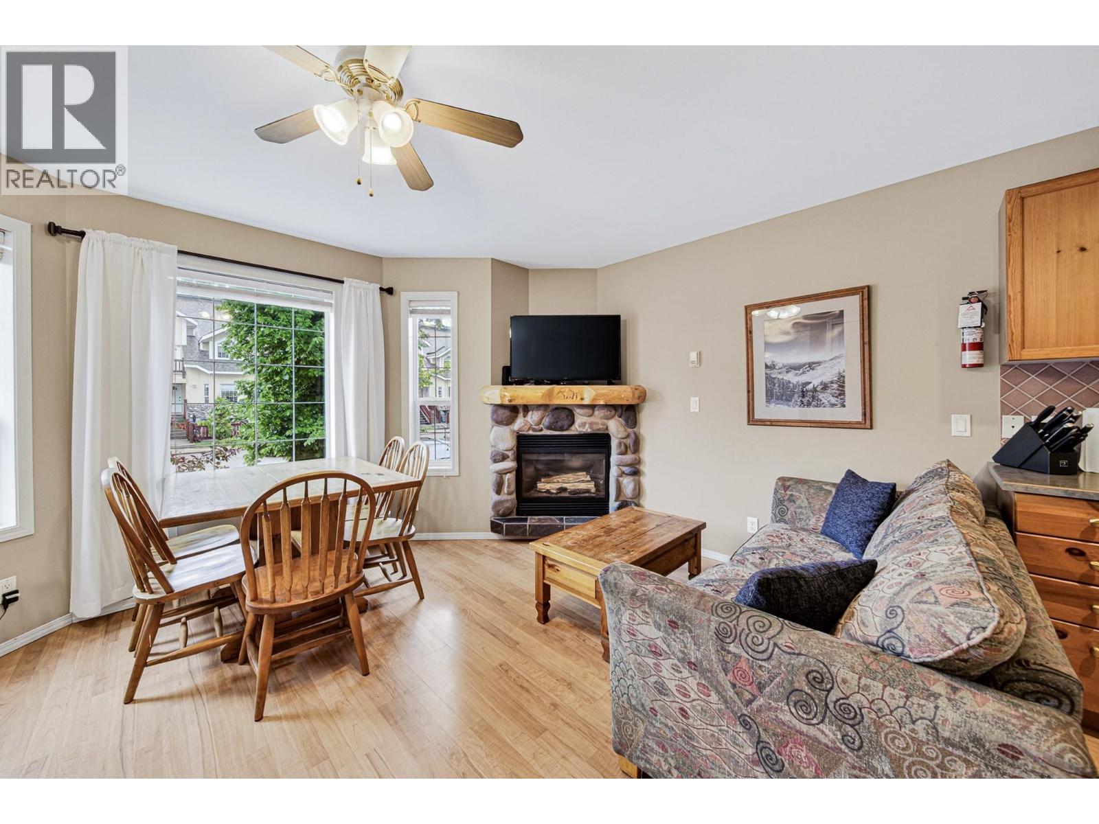 #1326 1300 RIVERSIDE Way - 20