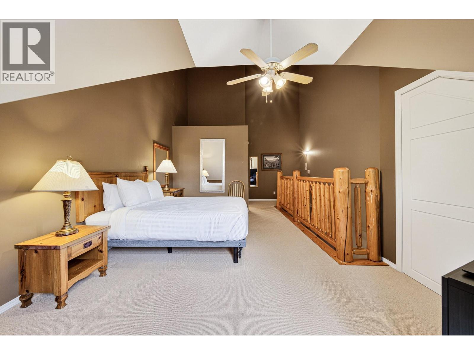 #1326 1300 RIVERSIDE Way - 31