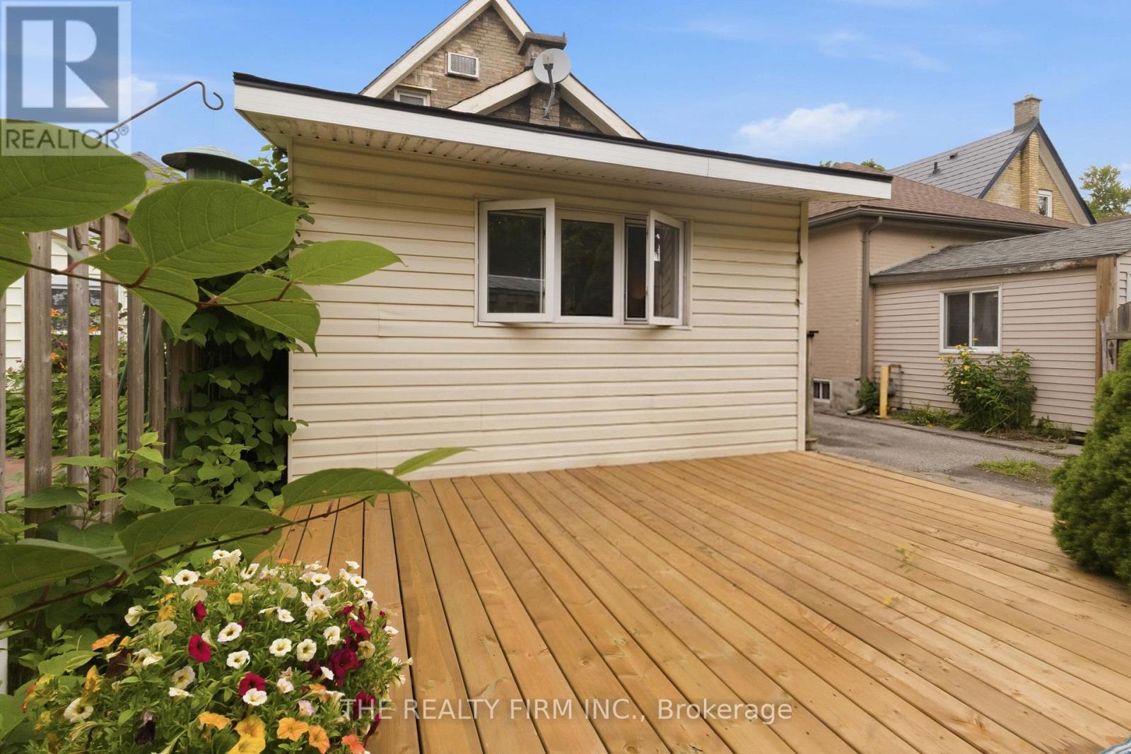 631 ELIAS STREET - 19