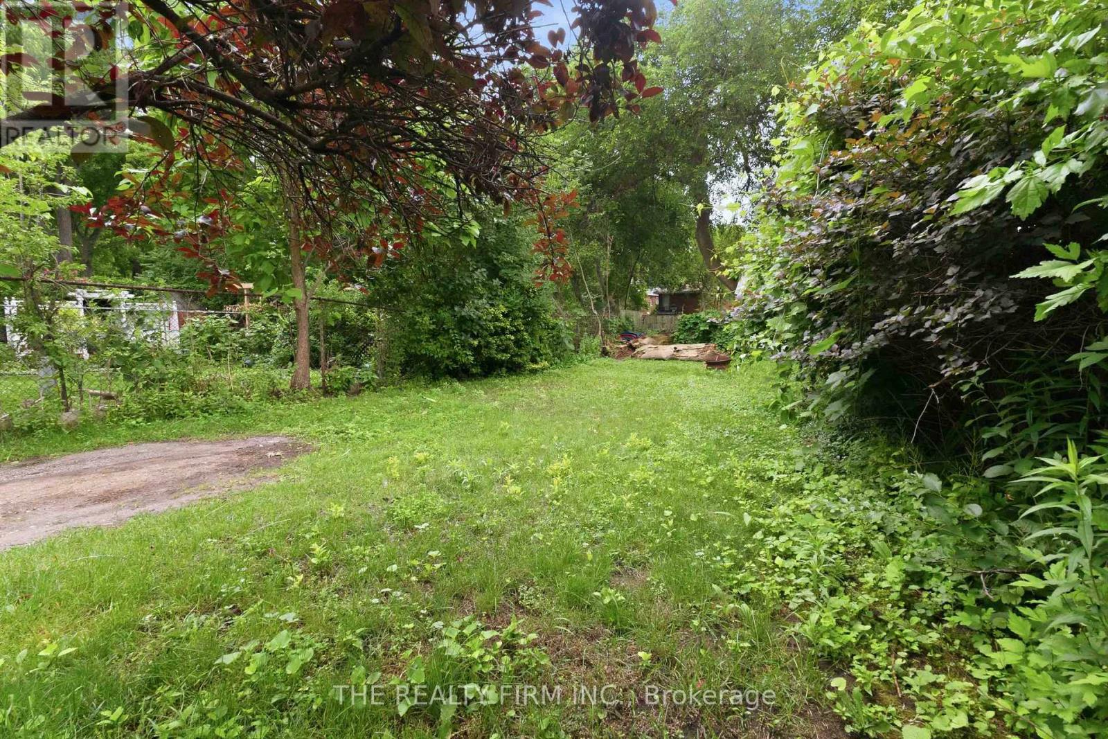 631 ELIAS STREET - 43
