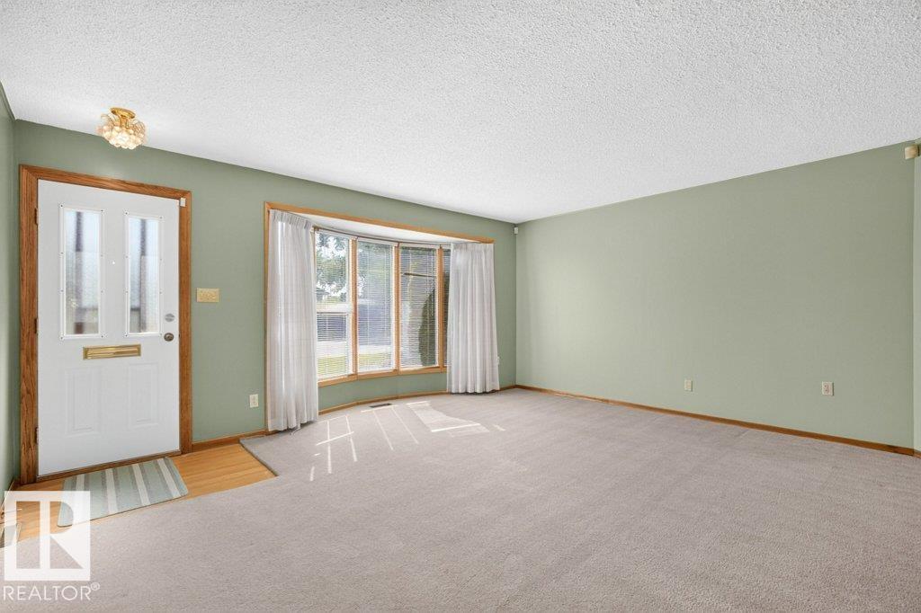 13008 135 ST NW - photo 3