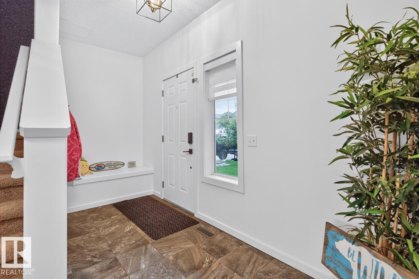 82 CARLYLE CR — photo 15