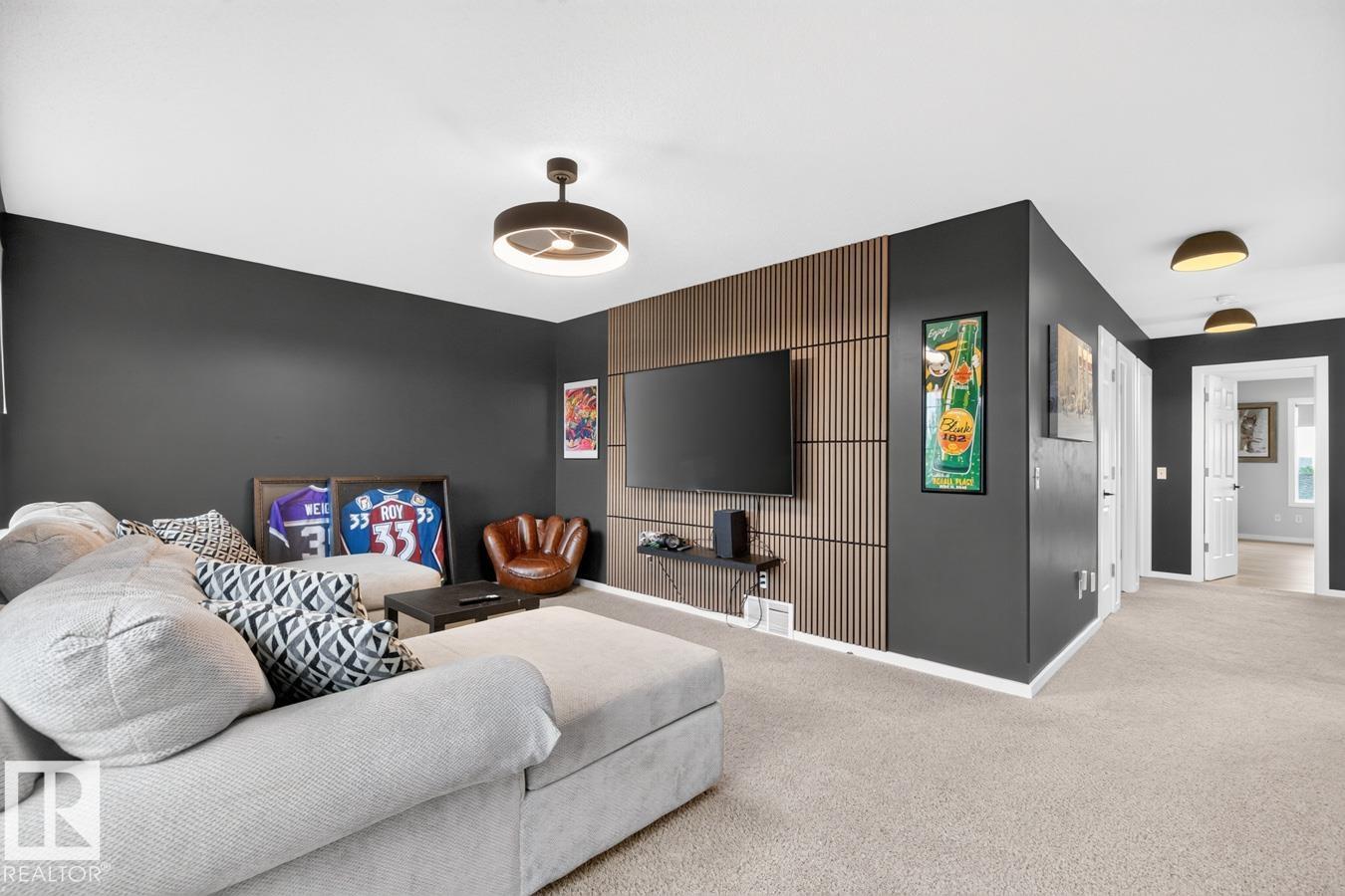 82 CARLYLE CR — photo 22