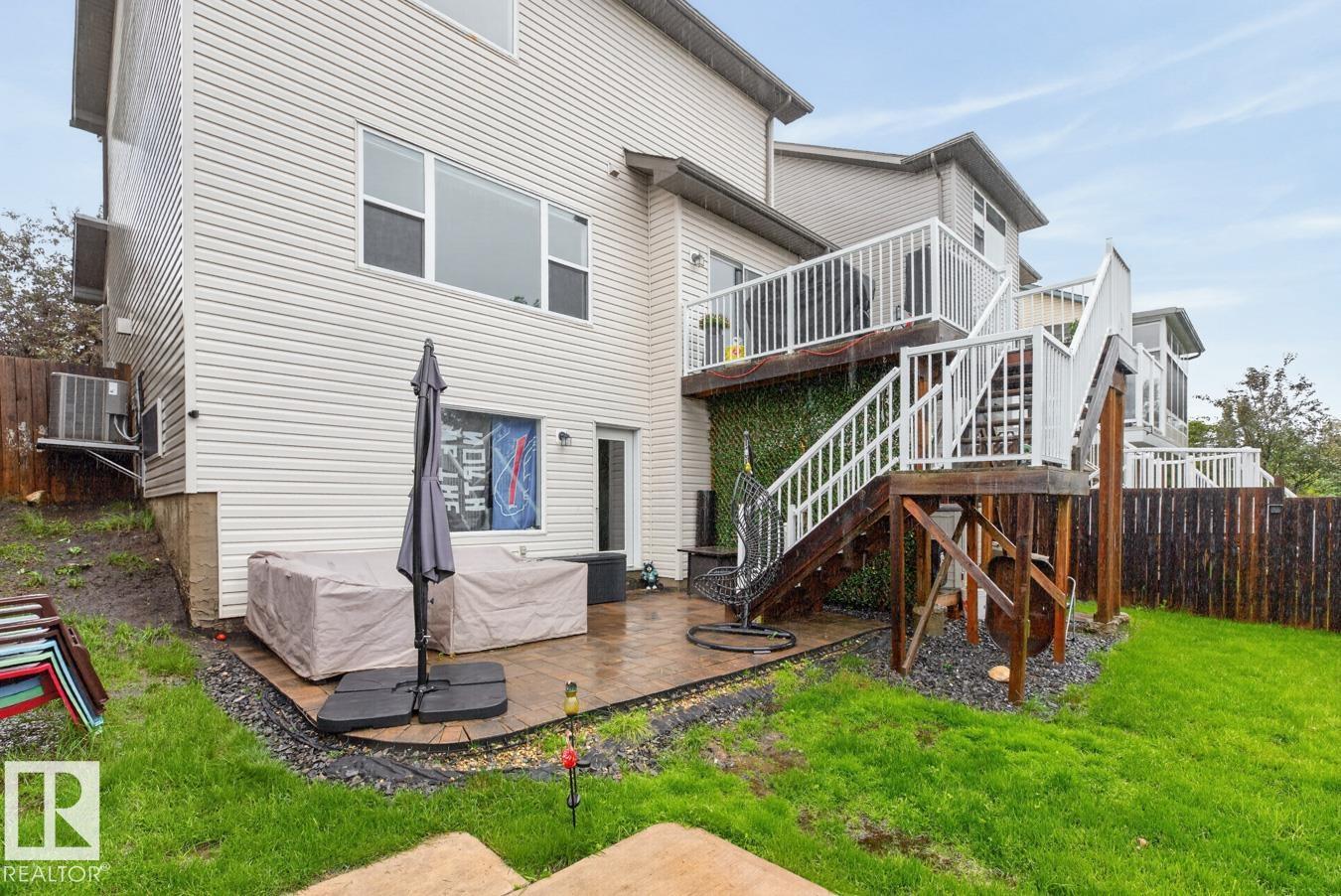82 CARLYLE CR — photo 36