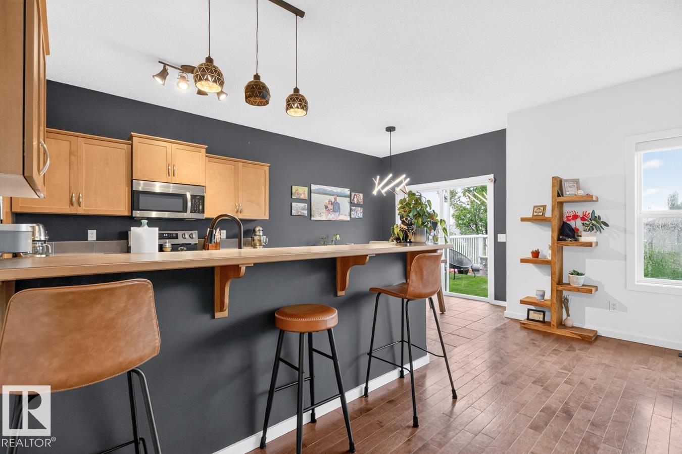 82 CARLYLE CR — photo 6