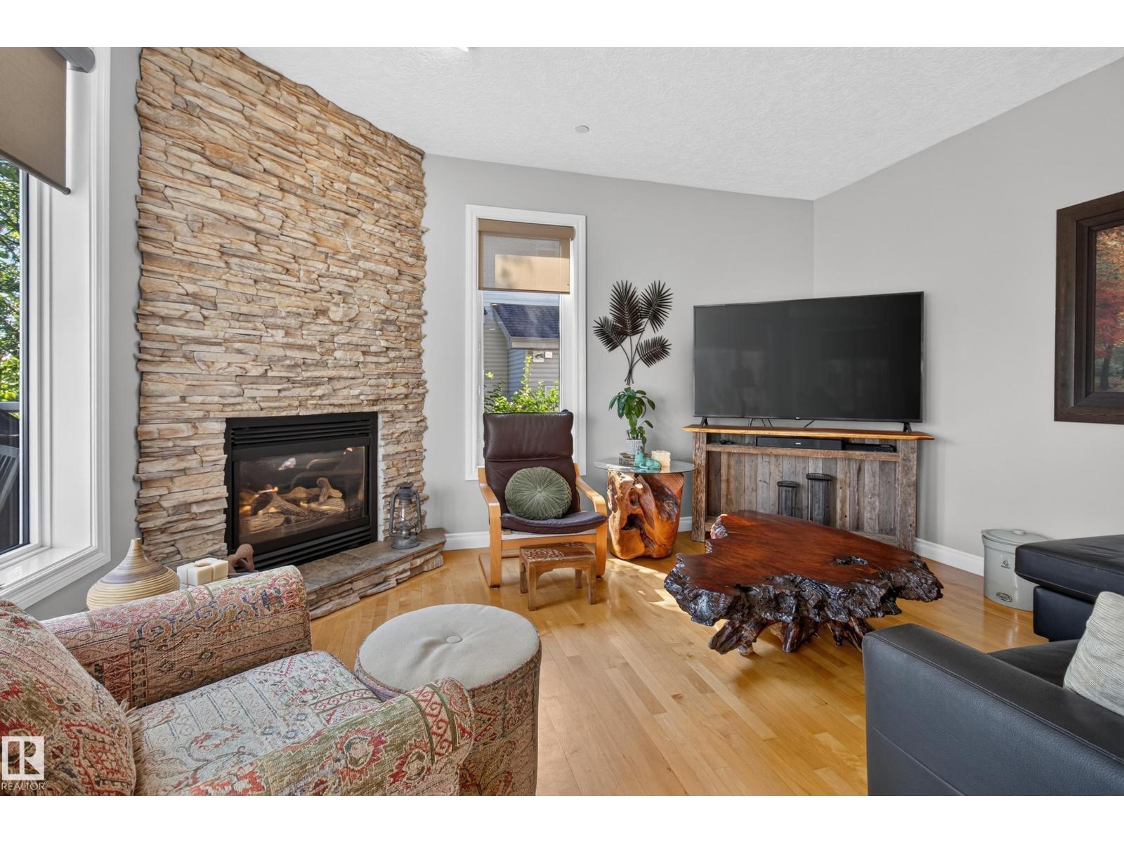 #20 52304 RGE ROAD 233 - 11