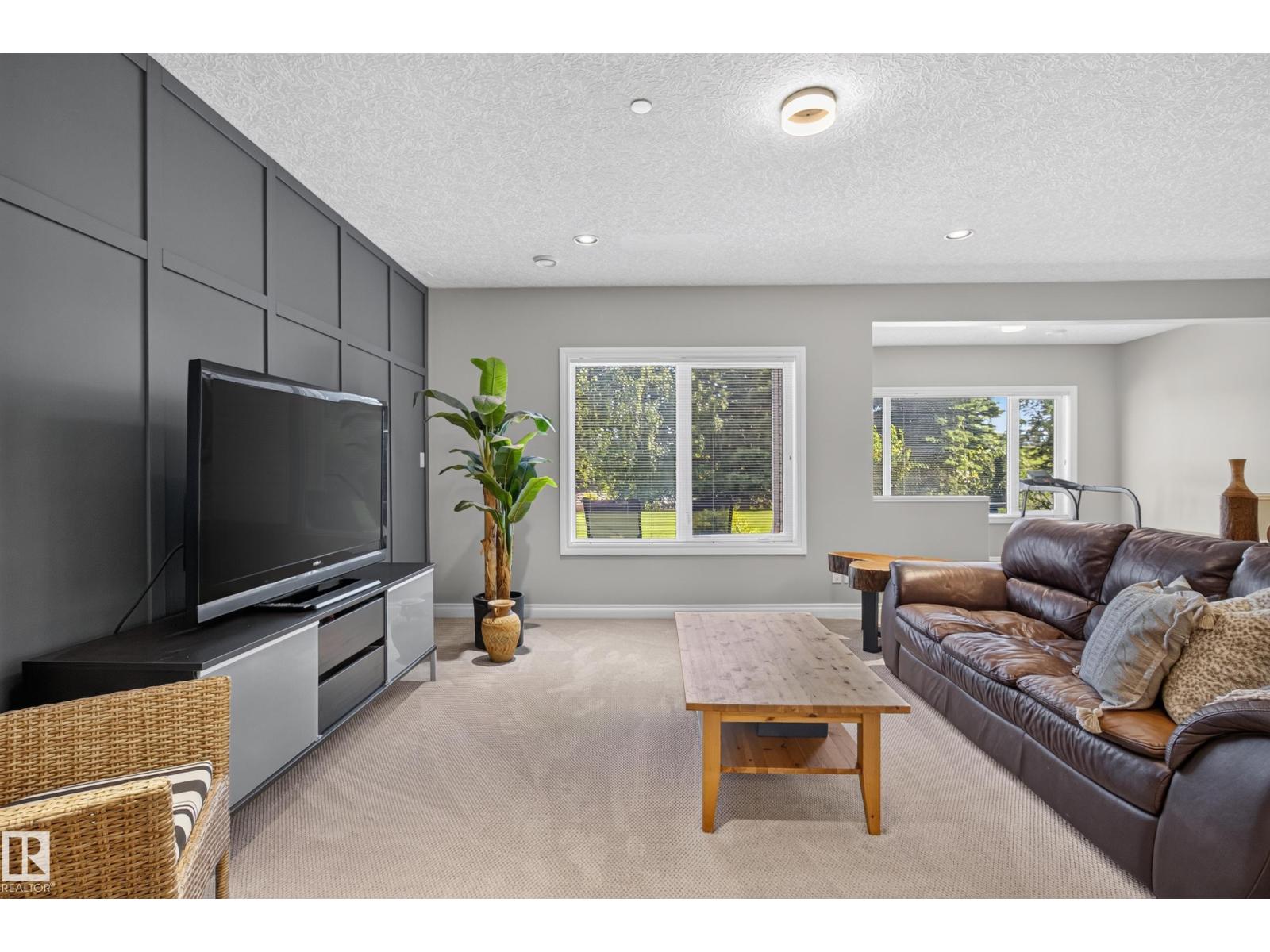 #20 52304 RGE ROAD 233 - 30