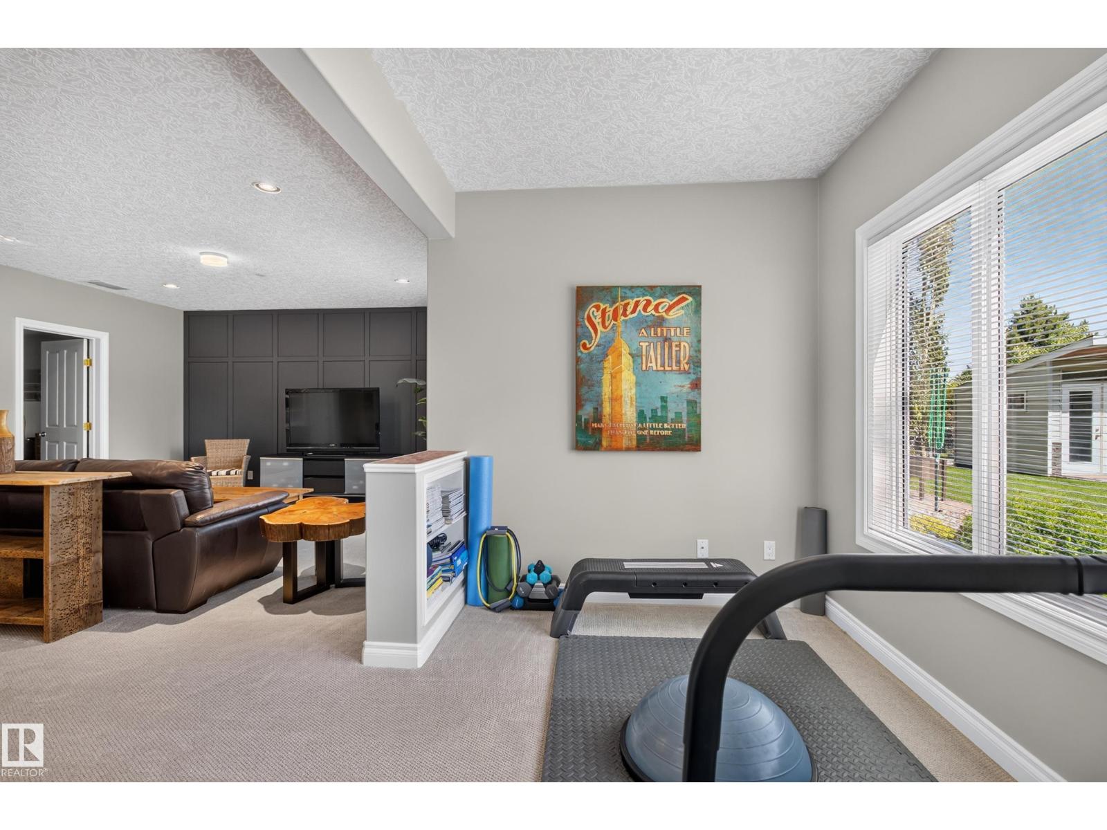 #20 52304 RGE ROAD 233 - 35