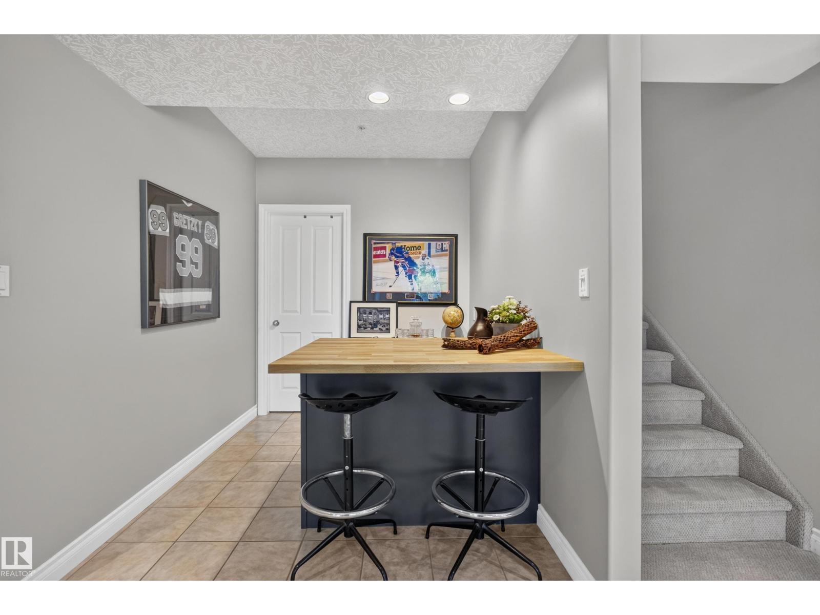#20 52304 RGE ROAD 233 - 38