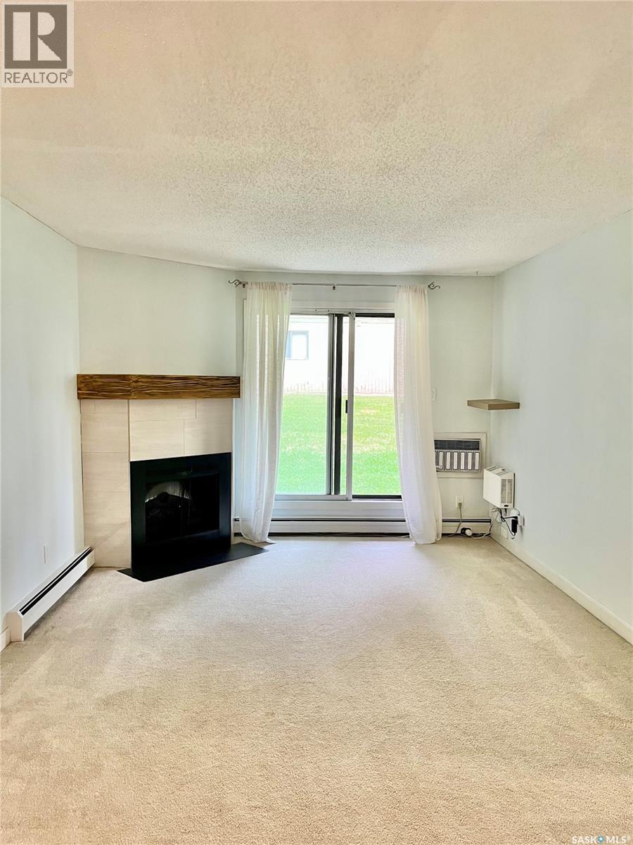 105 207C Tait PLACE - photo 4