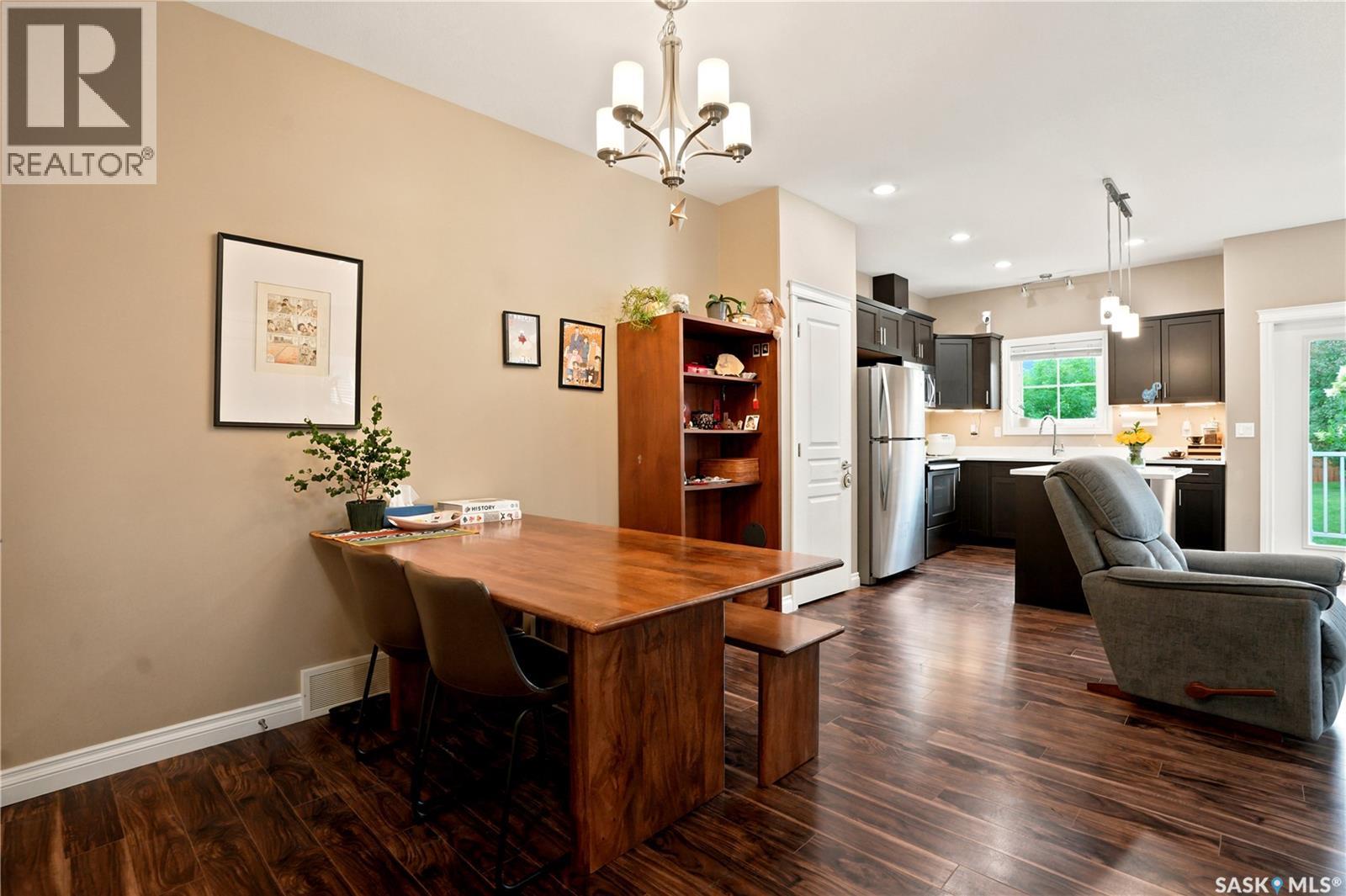 #113 Salloum CRESCENT - 24