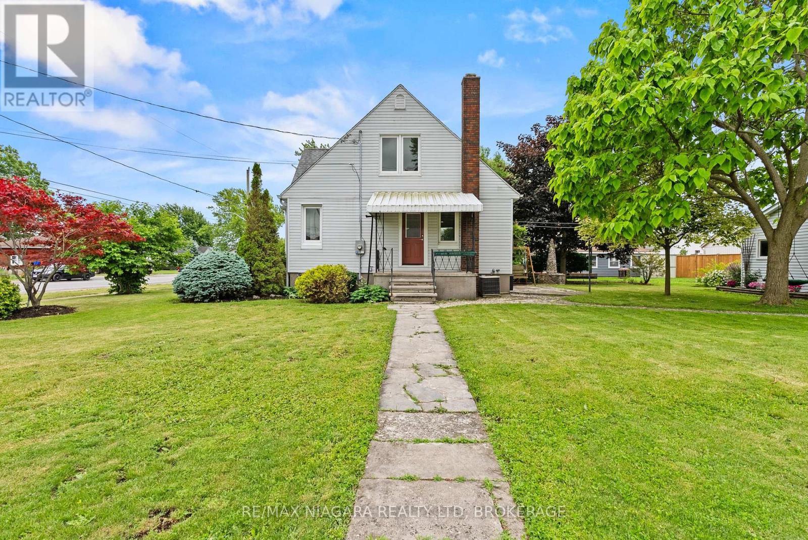 230 WELLINGTON STREET - 3