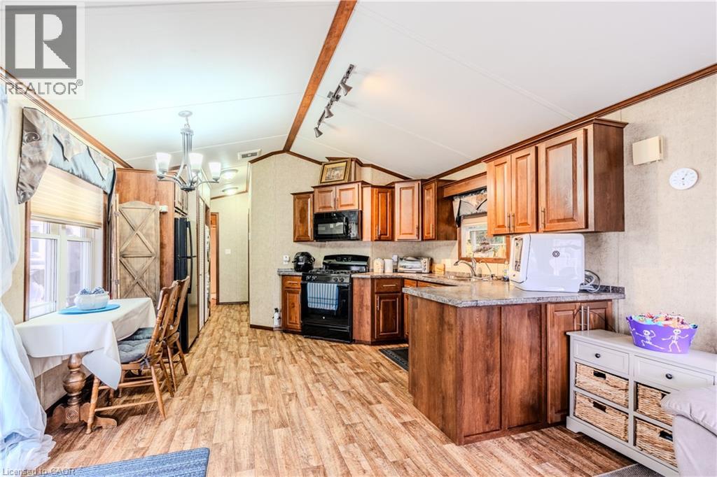 #4 TAMARACK 4449 MILBUROUGH Line - 10