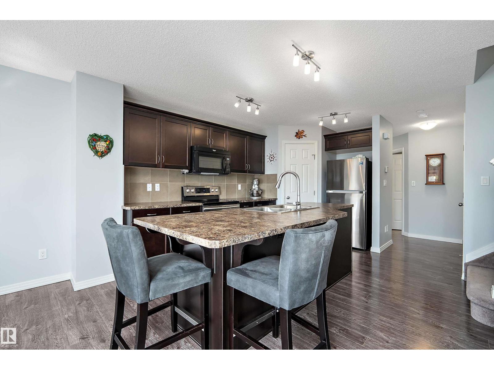 127 REED PL - 6