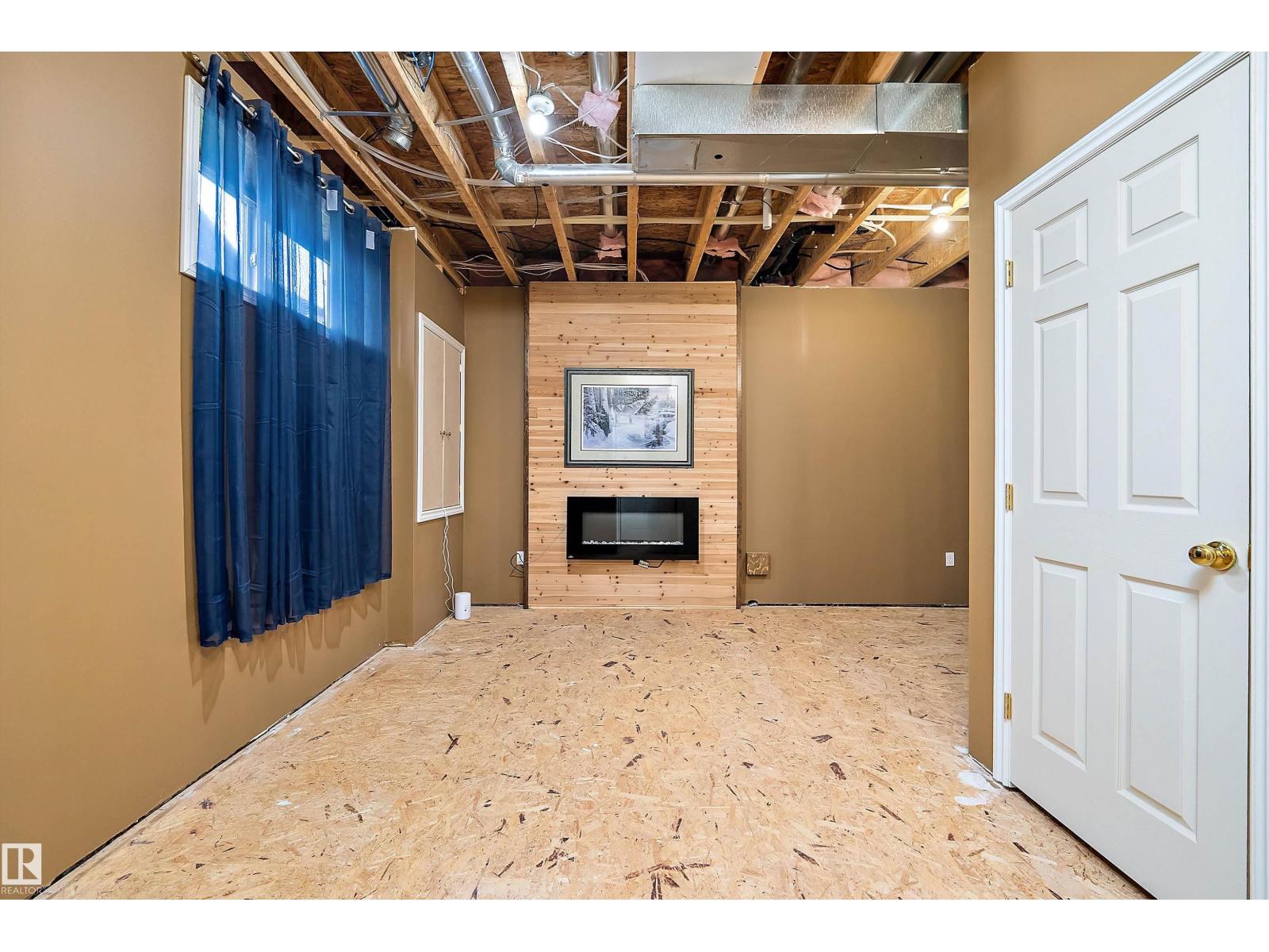 127 REED PL - 29