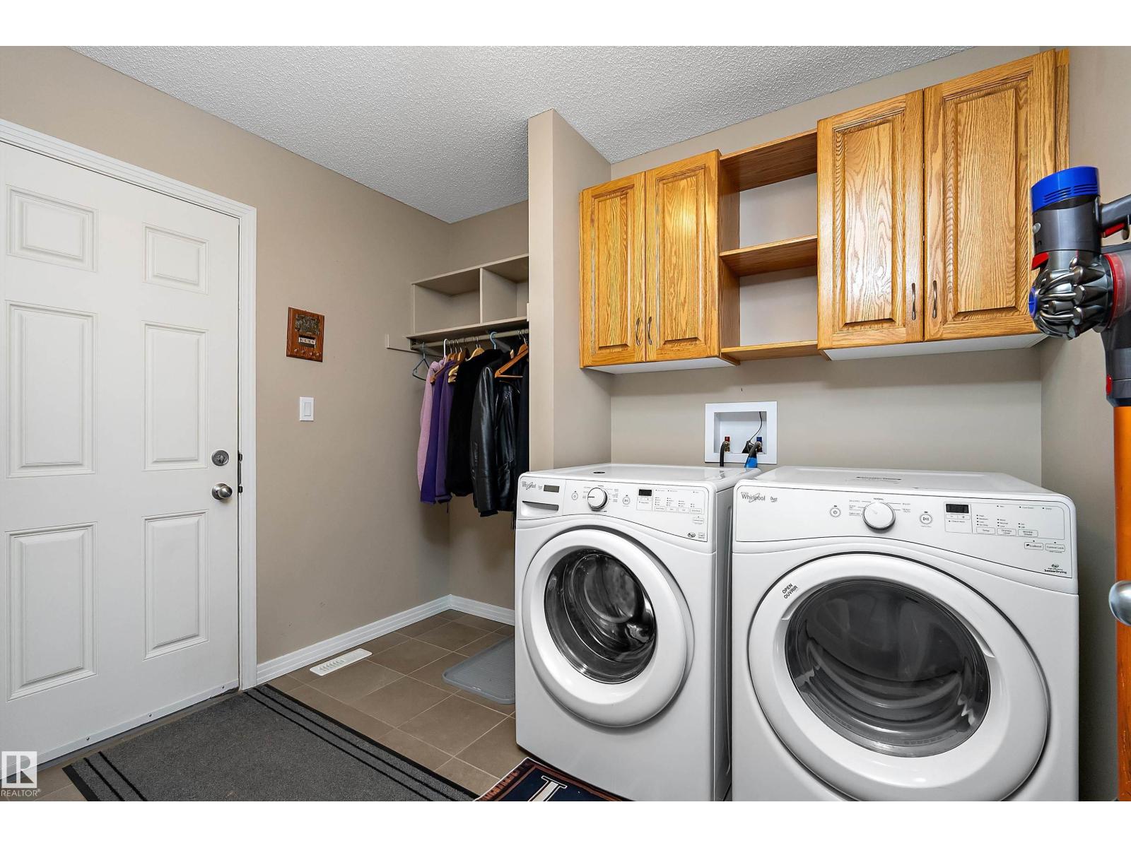 127 REED PL - 17