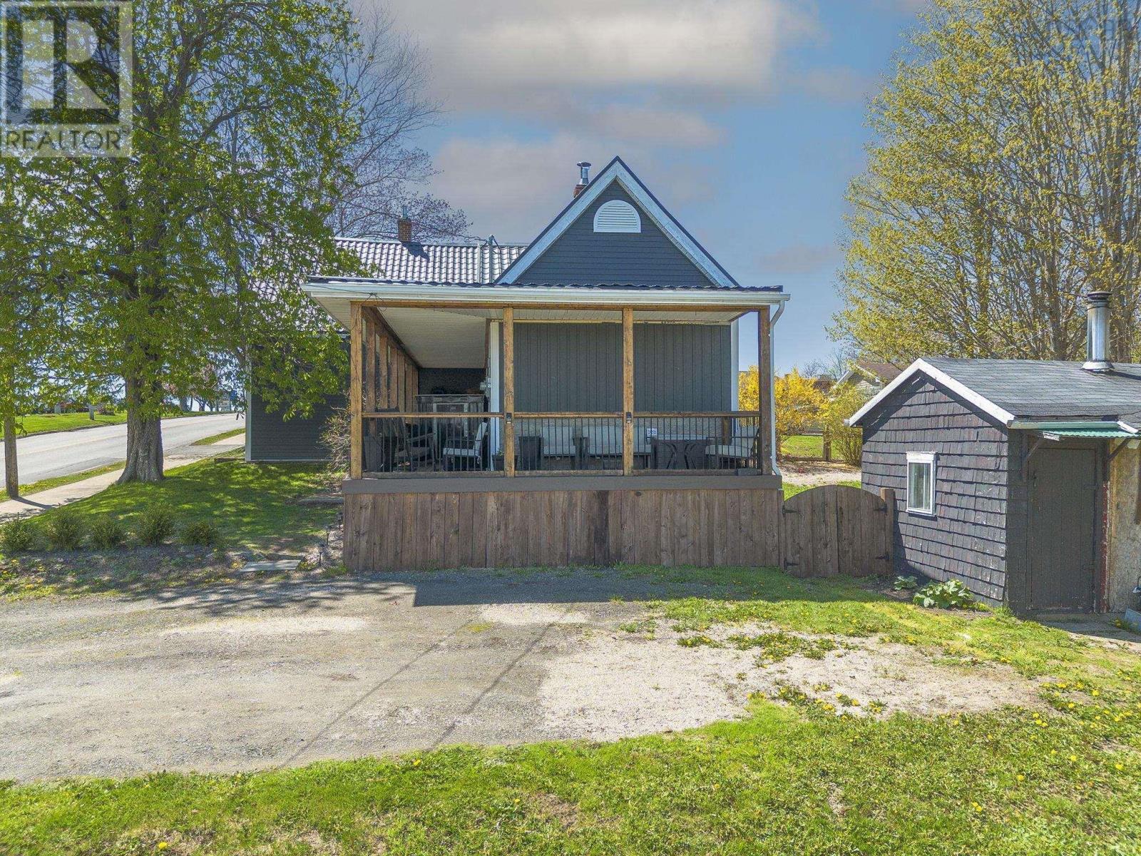 66 Warwick Street - 45