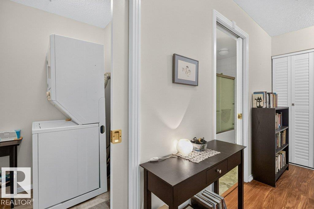 #117 10508 119 ST NW - 19