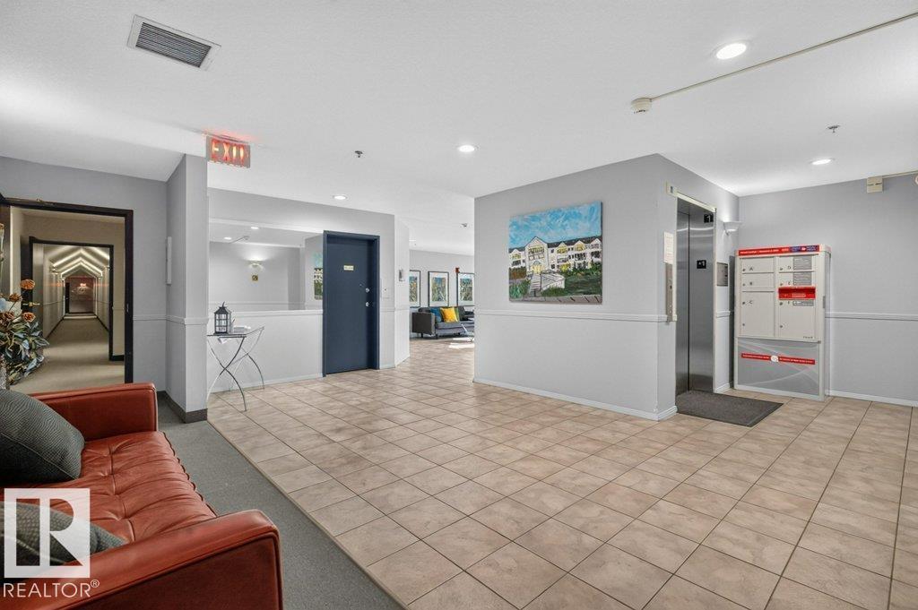 #117 10508 119 ST NW - 36