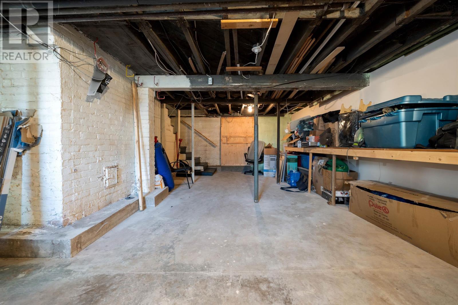 132 Almont Avenue - 44