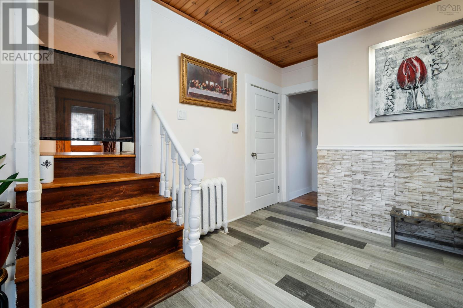 132 Almont Avenue - 16